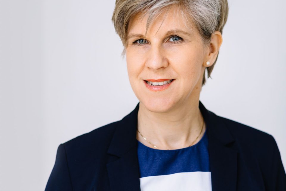 businessweb1600px 050