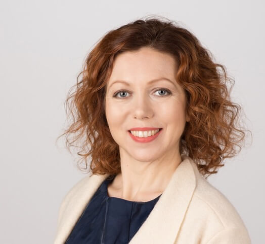 daniela sattler zuckerscharf portra%cc%88t